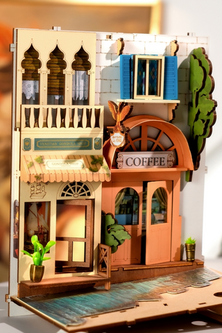Booknook DIY Craft Kit: Romantic Venice